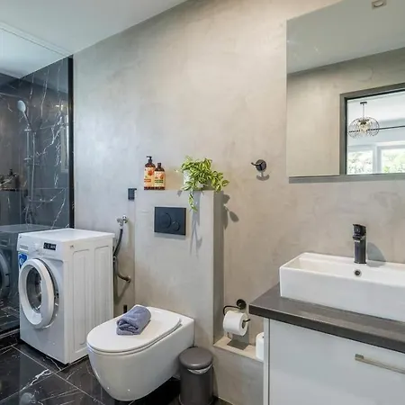 Appartamento Modern Prime Location In Center *